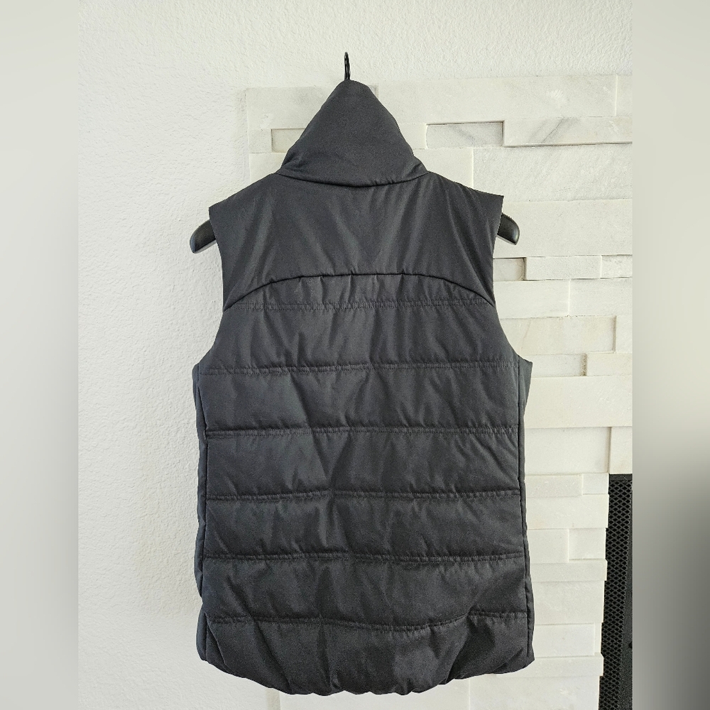 Nike Charcoal Puffer Vest - Picture 5 of 7
